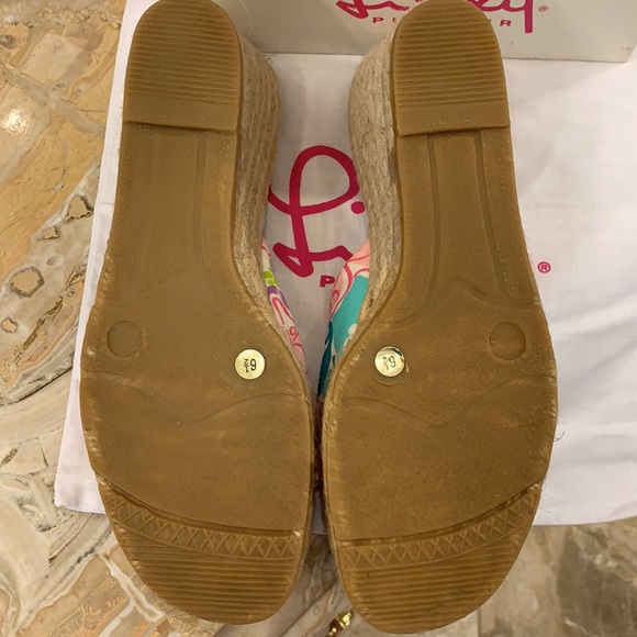 NWT Beautiful Lilly Pulitzer wedge shoes - Picture 6 of 11